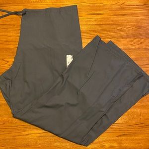 NWT 3XL Cherokee scrub top